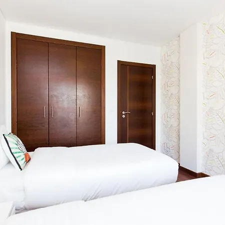 Apartment Houses 24 - Great Location With Swimpool *