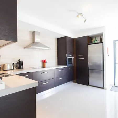 Houses 24 - Great Location With Swimpool